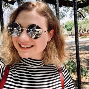 Meet your Posher, Ellie